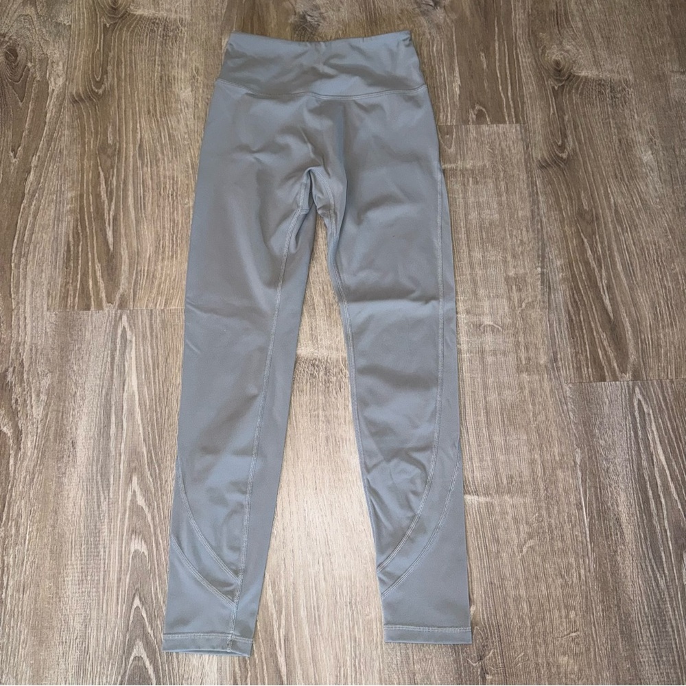 Alphalete Pulse Surge Legging